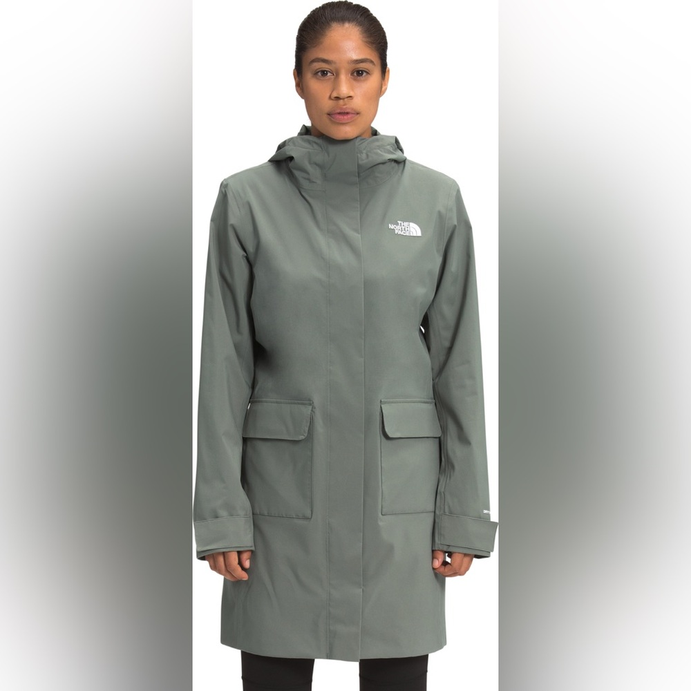 The North Face Women's City Breeze Rain Parka